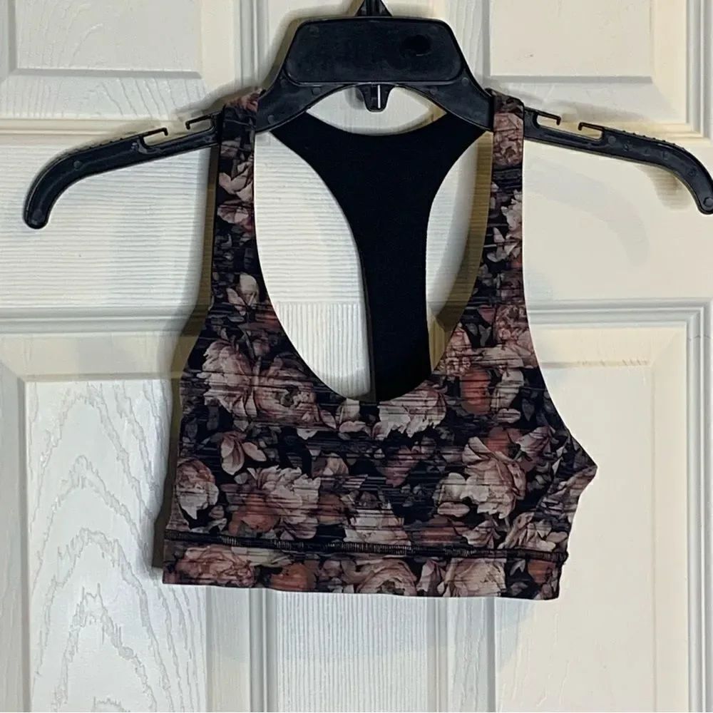Lululemon Break Free Bra Peony Multi Size 4